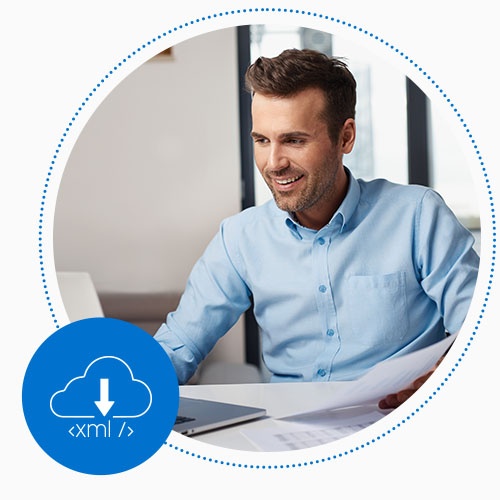 Hombre compara XML con Bind ERP